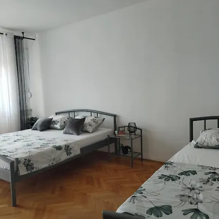 Apartment Marina *